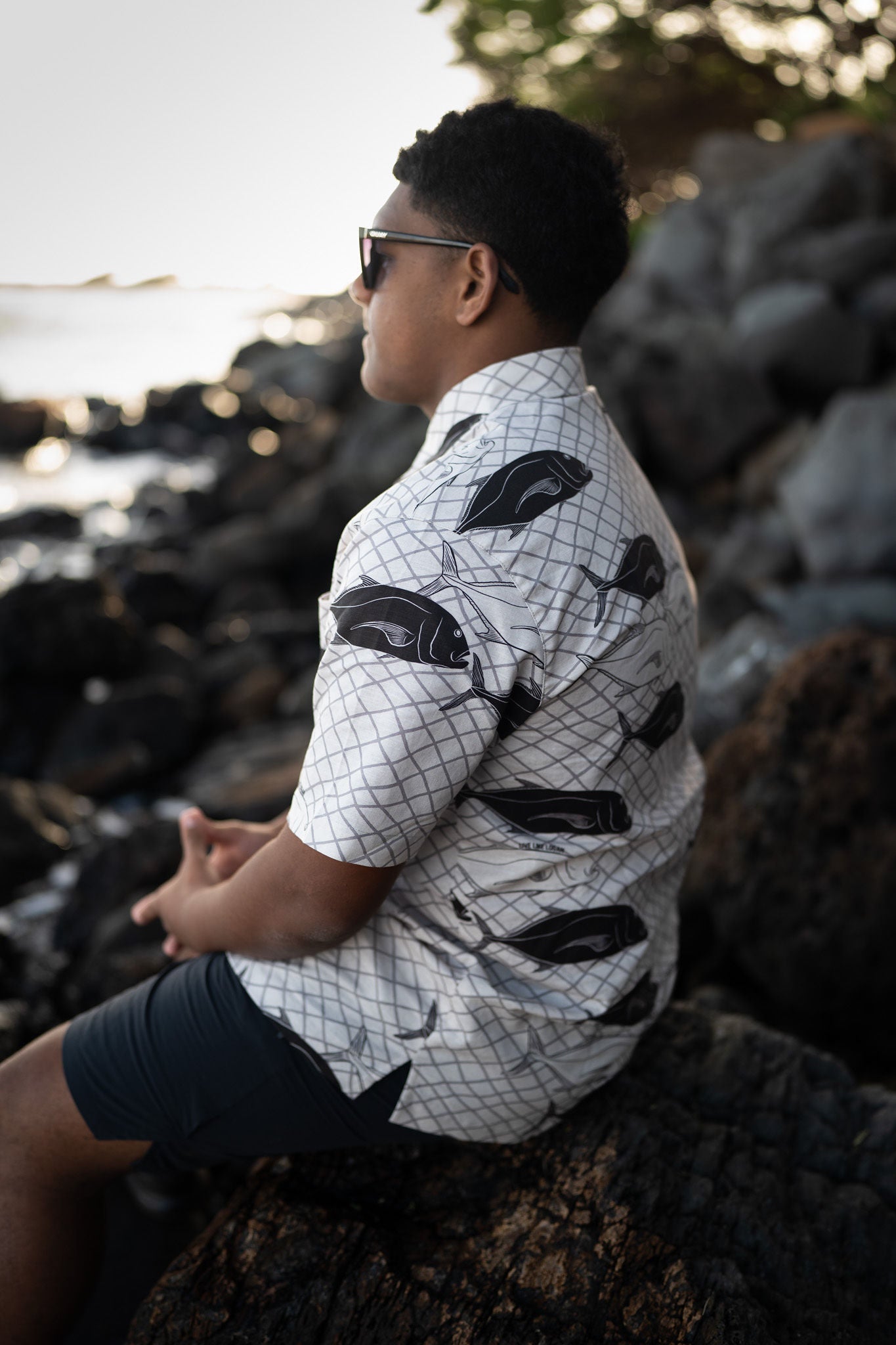 I’a Kane Aloha in pebble gray