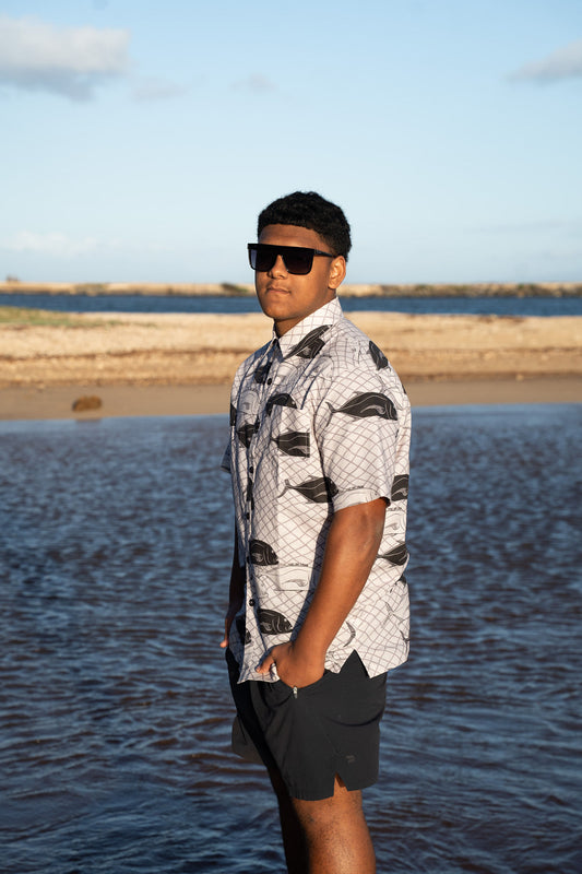 I’a Kane Aloha in pebble gray