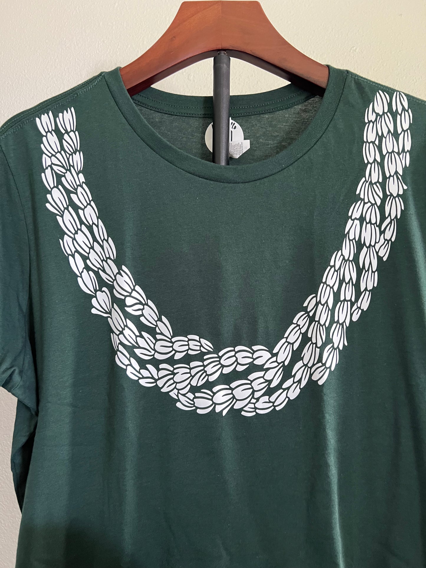 Pikake lei on Molokai Green