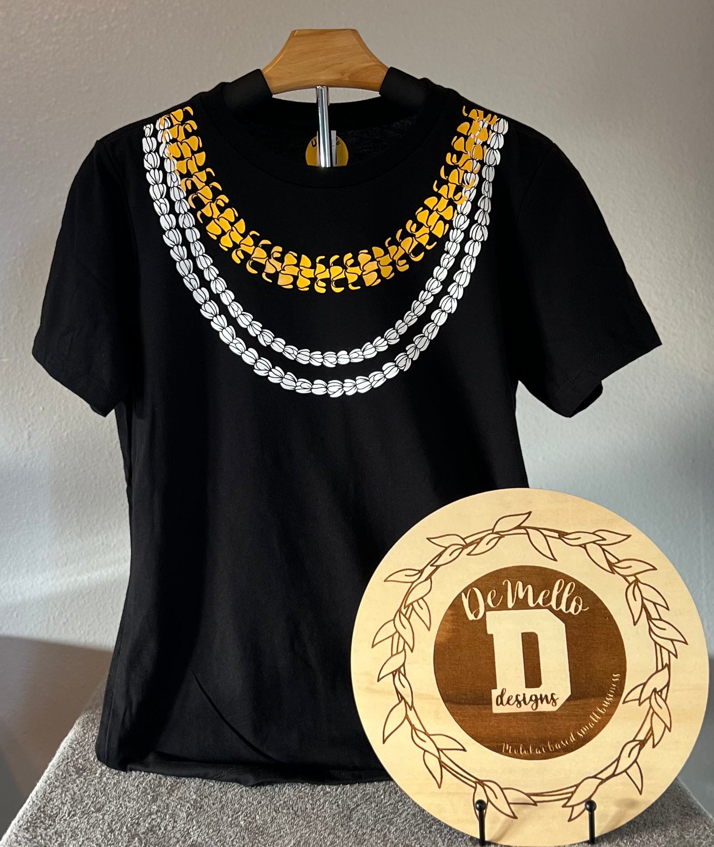 Puakenikeni & double pikake lei tee